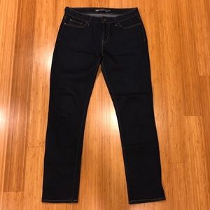Levi’s Slight Curve/Classic Rise/Slim Leg (29/8)